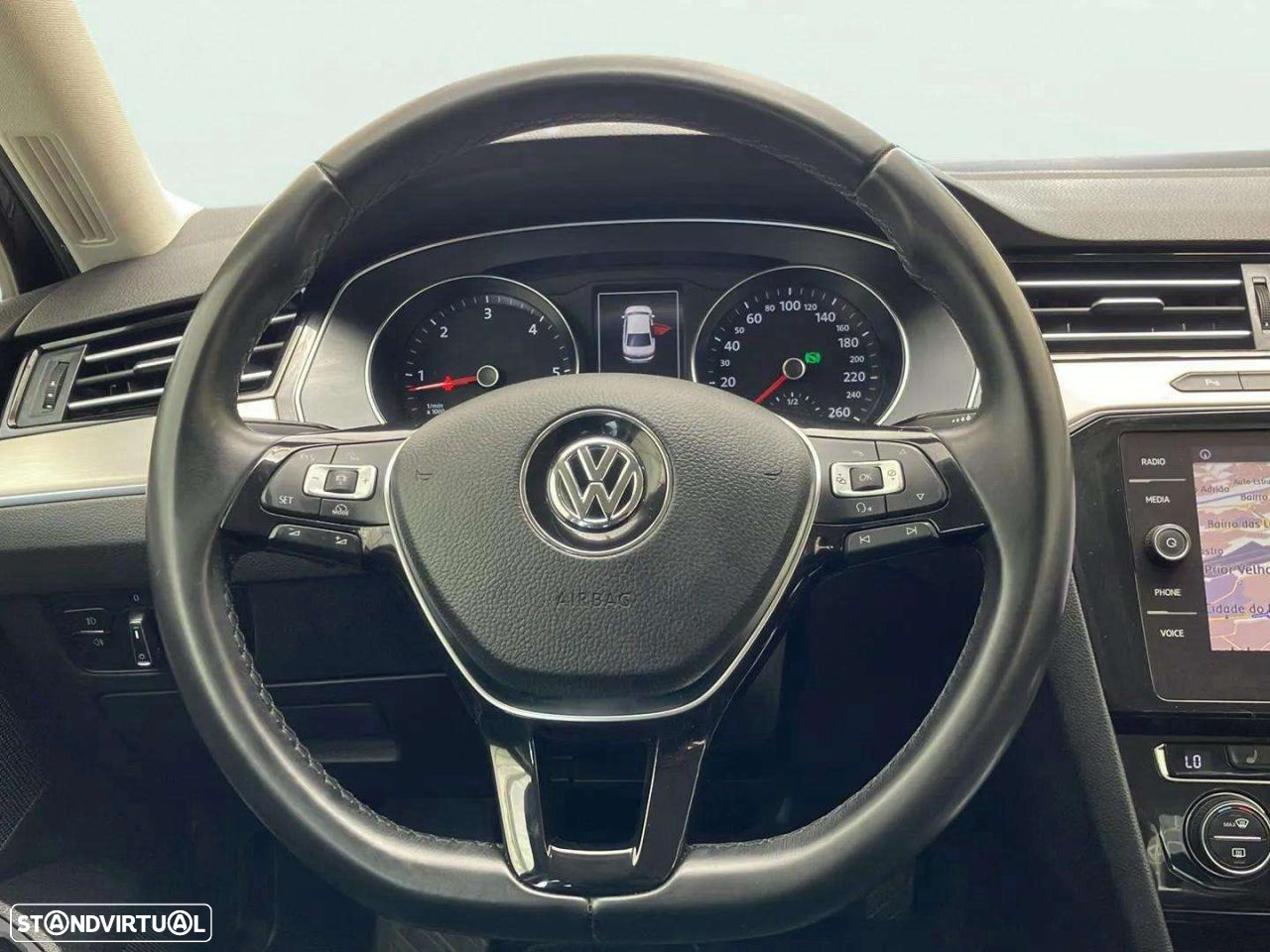 VW Passat - 13