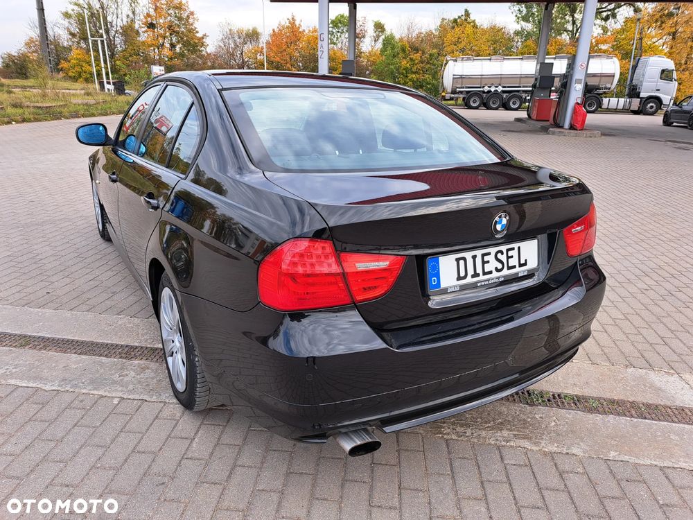 BMW Seria 3 - 11