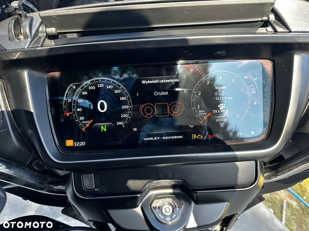 Harley-Davidson Touring Street Glide - 13