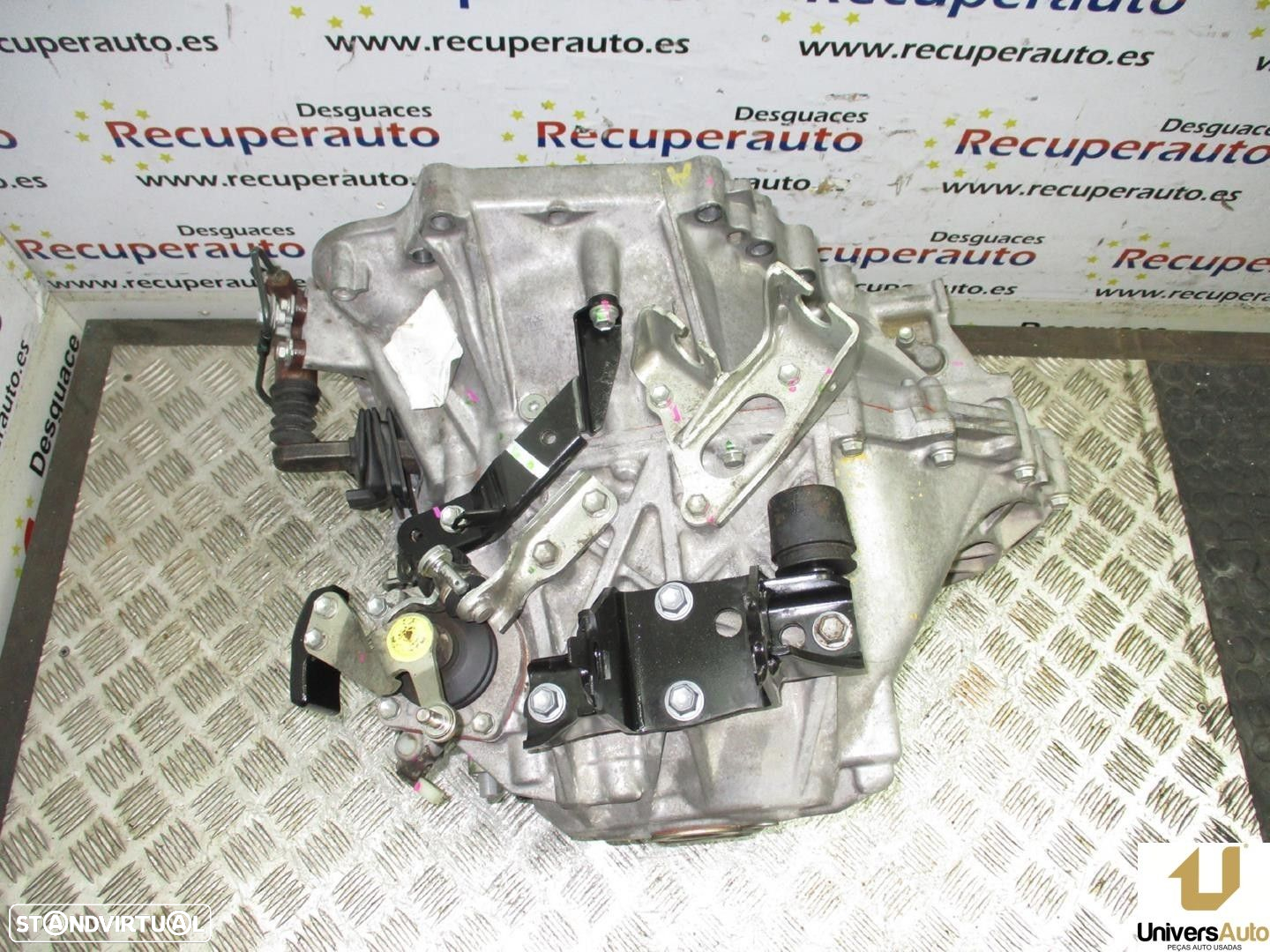 CAIXA VELOCIDADES TOYOTA AVENSIS SEDAN 2009 - - 4