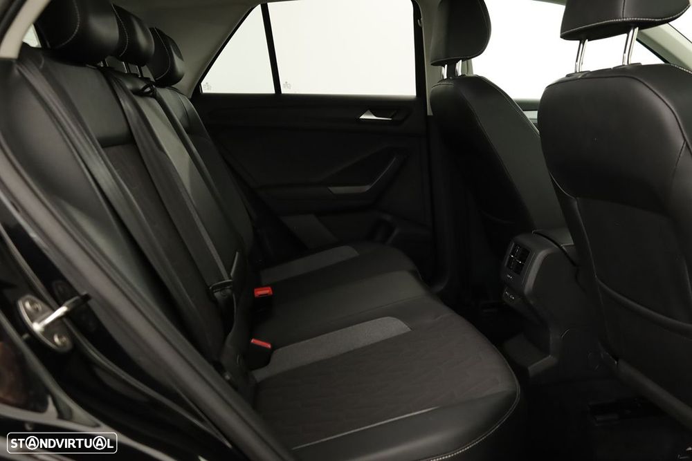 VW T-Roc 1.0 TSI - 21