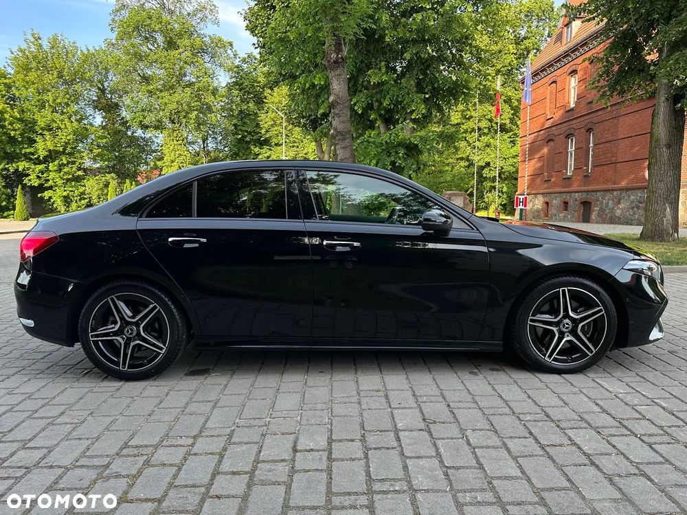 Mercedes-Benz Klasa A 220 d 8G-DCT AMG Line - 2