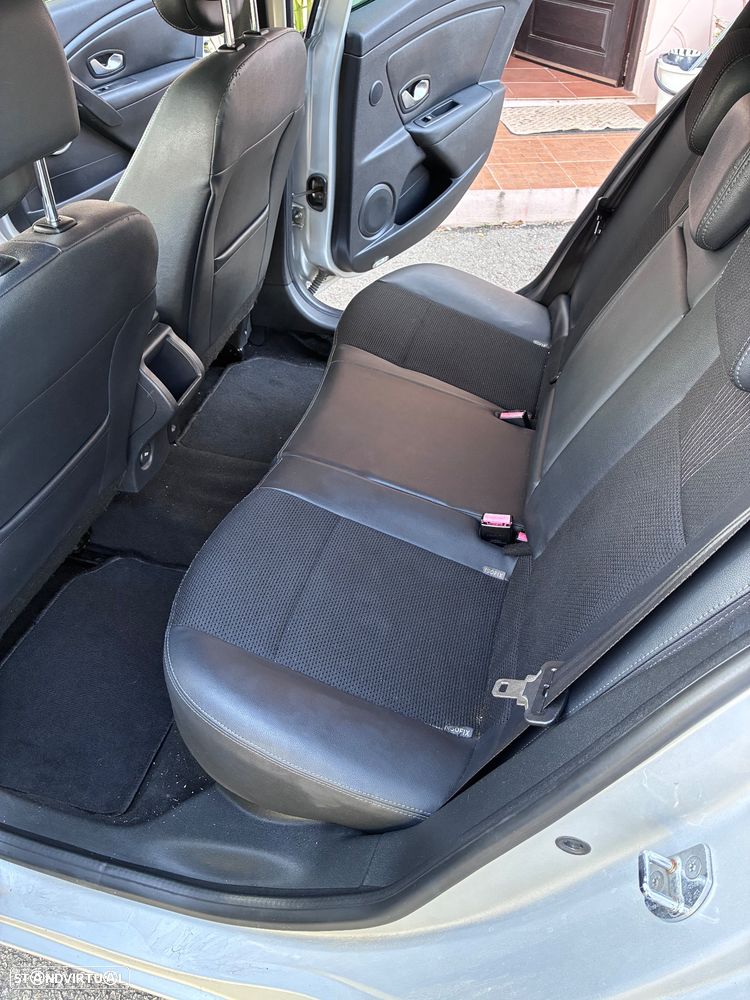 Renault Mégane Sport Tourer 1.5 dCi Dynamique - 6