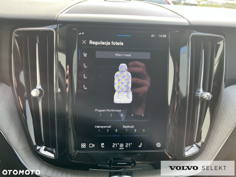 Volvo XC 60 - 21