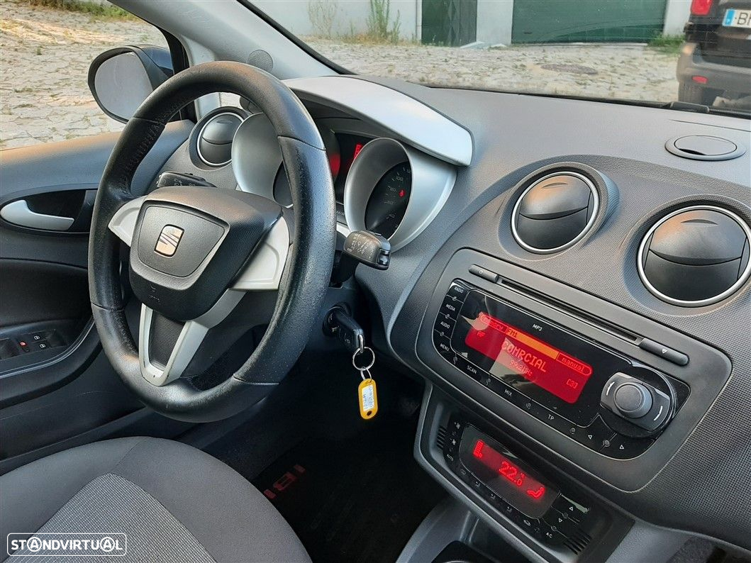 SEAT Ibiza ST 1.6 TDI Reference DPF - 26