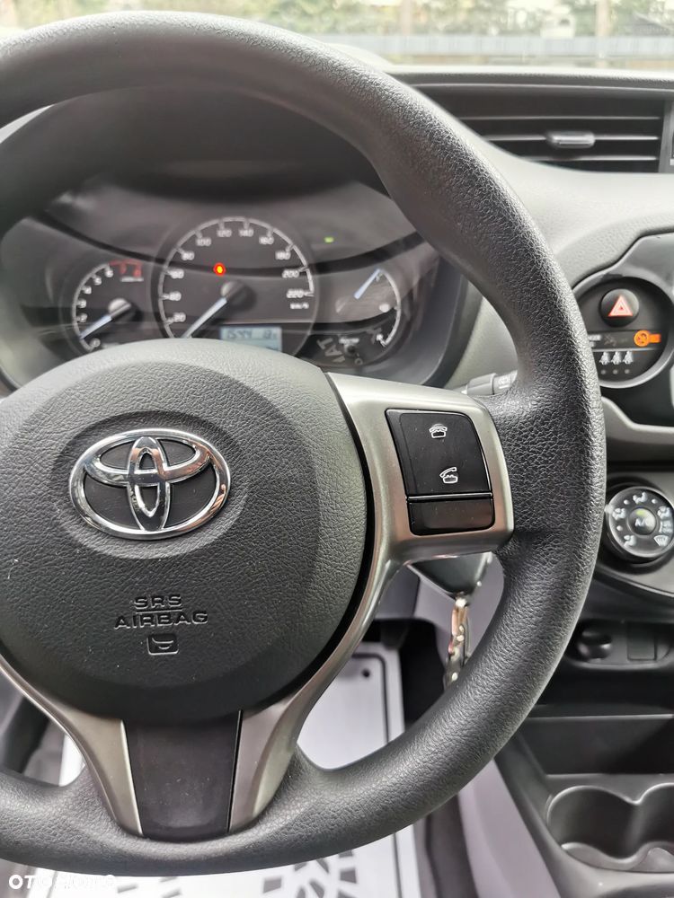 Toyota Yaris 1.5 Active - 24