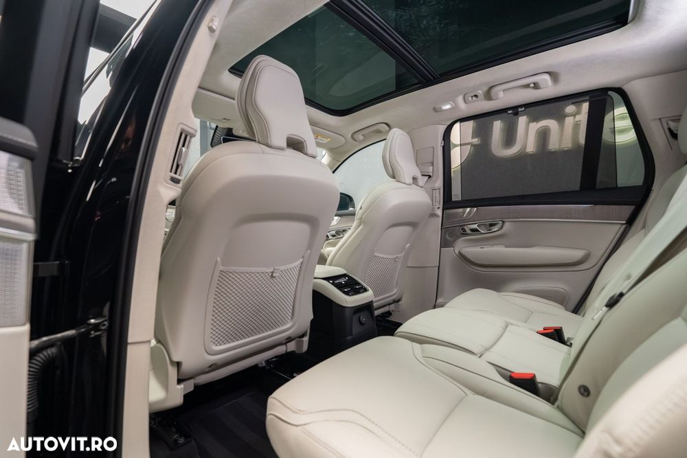 Volvo XC 90 - 33