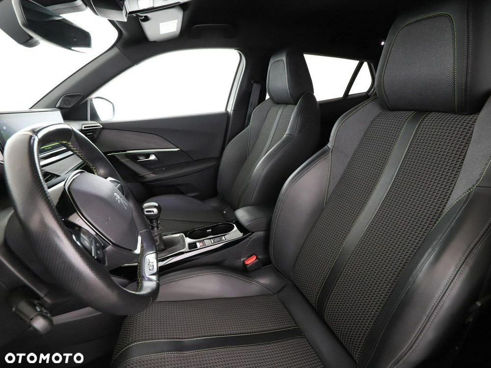 Peugeot 2008 1.2 PureTech GT Line S&S - 14