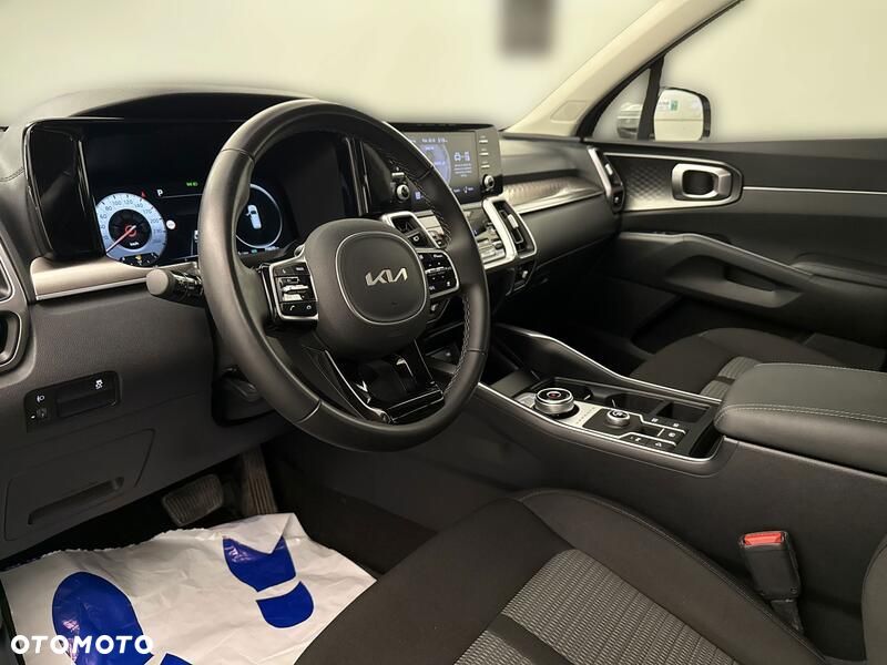 Kia Sorento 1.6 T-GDI HEV M 7os - 10
