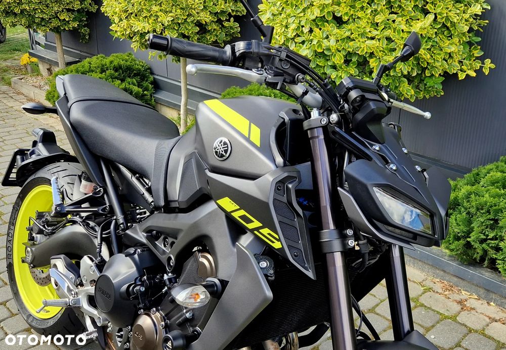Yamaha MT - 15