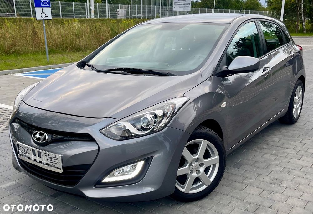 Hyundai i30 1.6 CRDI Trend - 1
