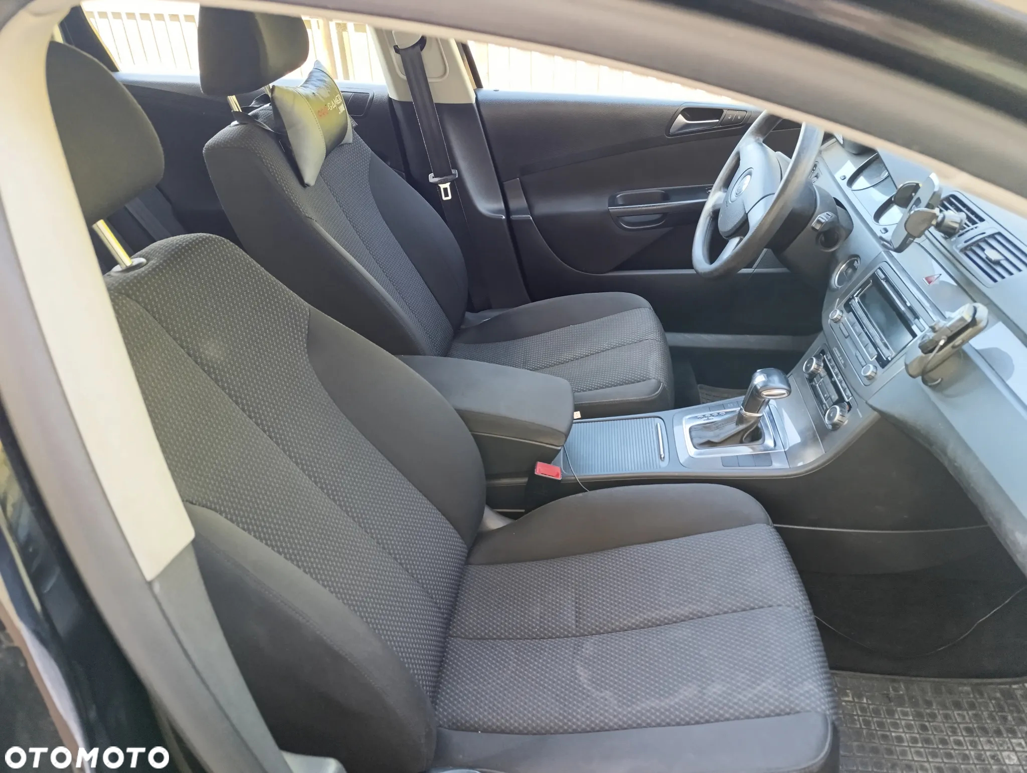 Volkswagen Passat 2.0 TDI Comfortline DSG - 19