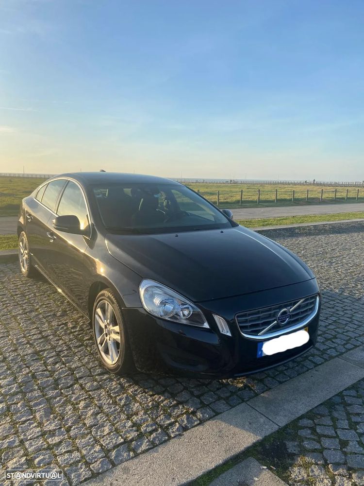 Volvo S60 - 1