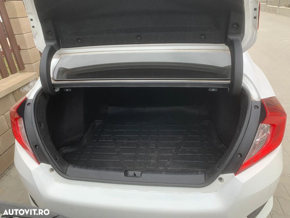 Honda Civic 1.5 VTEC Turbo CVT Elegance Navi - 7