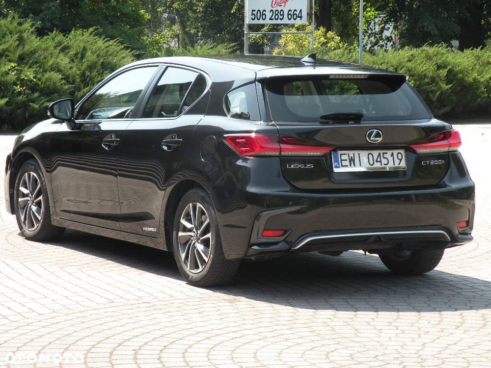 Lexus CT 200h Prestige - 9