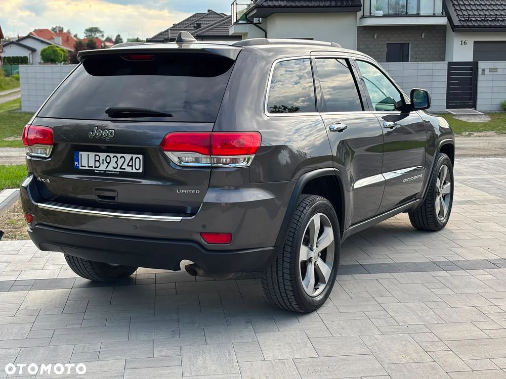 Jeep Grand Cherokee - 11