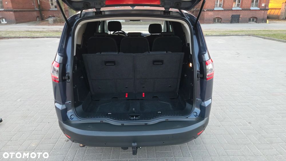 Ford S-Max 2.0 TDCi DPF Titanium X - 19