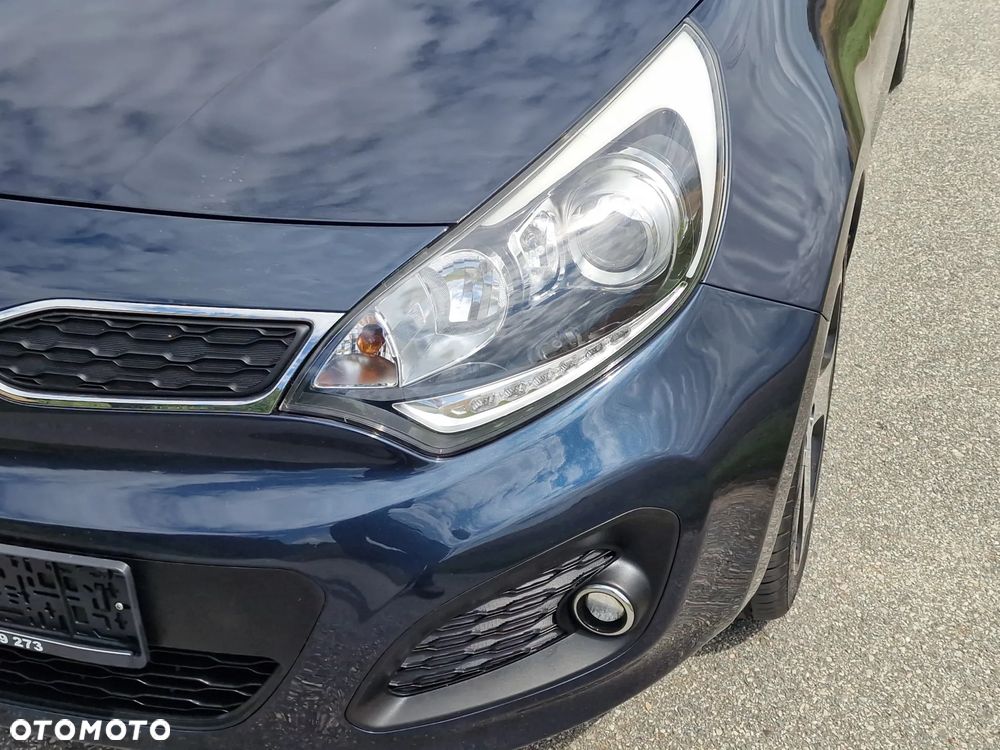 Kia Rio - 16