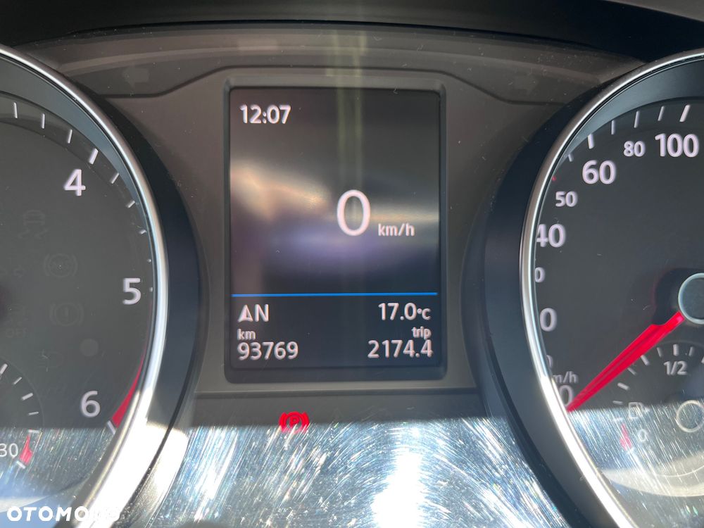 Volkswagen Passat 2.0 TDI BMT Comfortline - 13