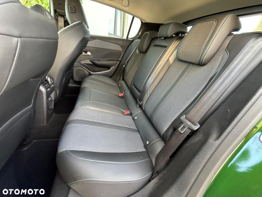 Peugeot 308 1.5 BlueHDi Allure S&S - 15