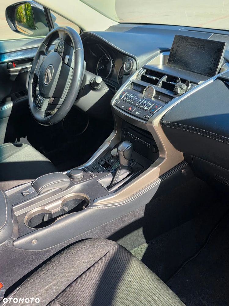 Lexus NX - 9