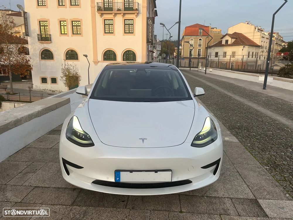 Tesla Model 3 RWD - 11