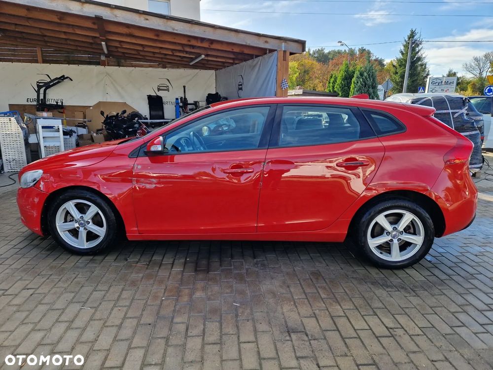 Volvo V40 D2 - 3