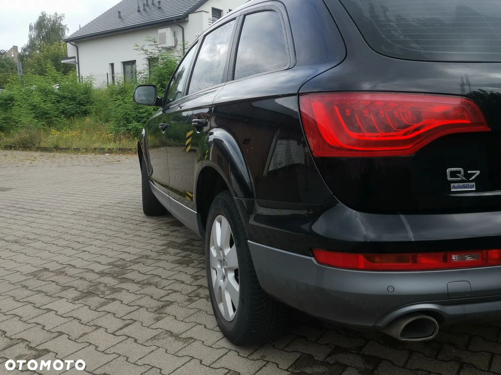 Audi Q7 - 10