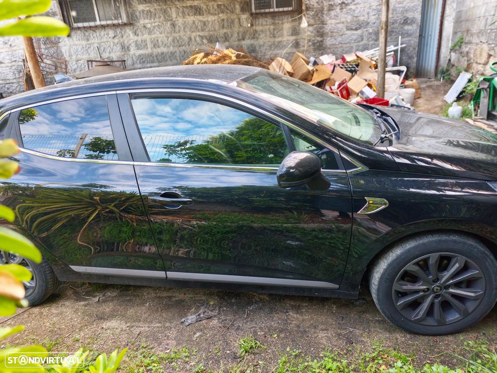 Renault Clio — photo 4