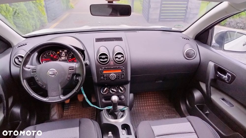 Nissan Qashqai+2 1.6 visia Start/Stop - 17