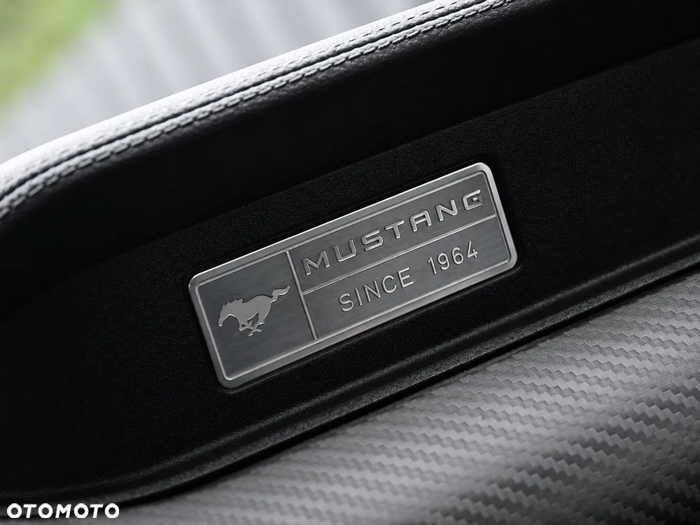 Ford Mustang 3.7 V6 - 21