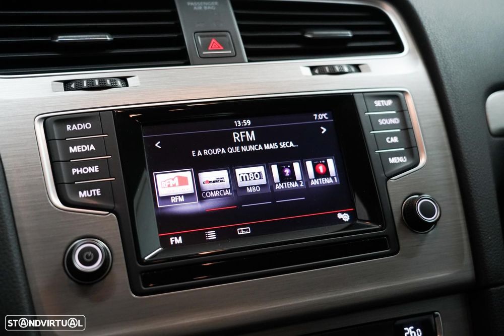 VW Golf 1.6 TDi BlueMotion Trendline - 11