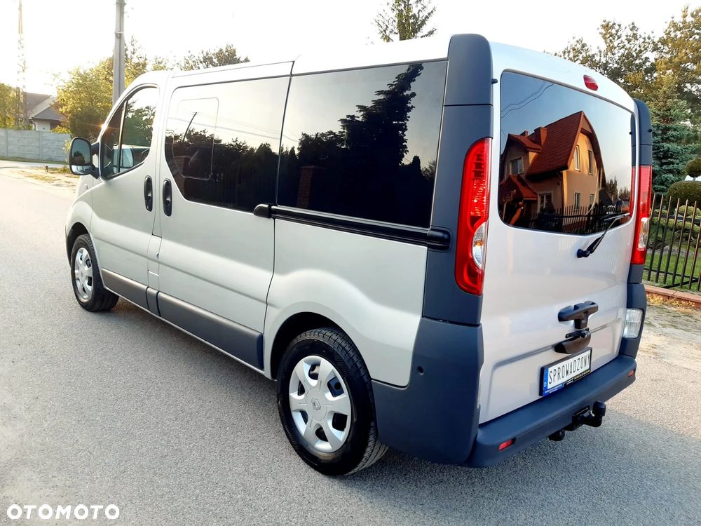 Renault Trafic L1H1 Passenger Lux - 4