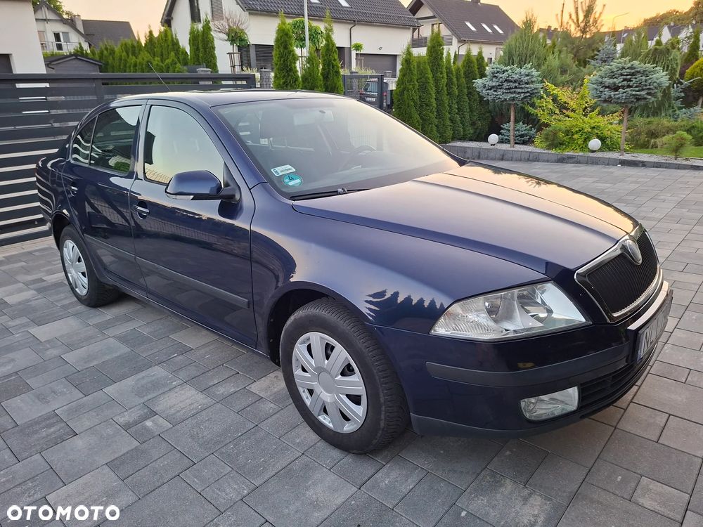 Skoda Octavia 1.6 FSI Classic - 2