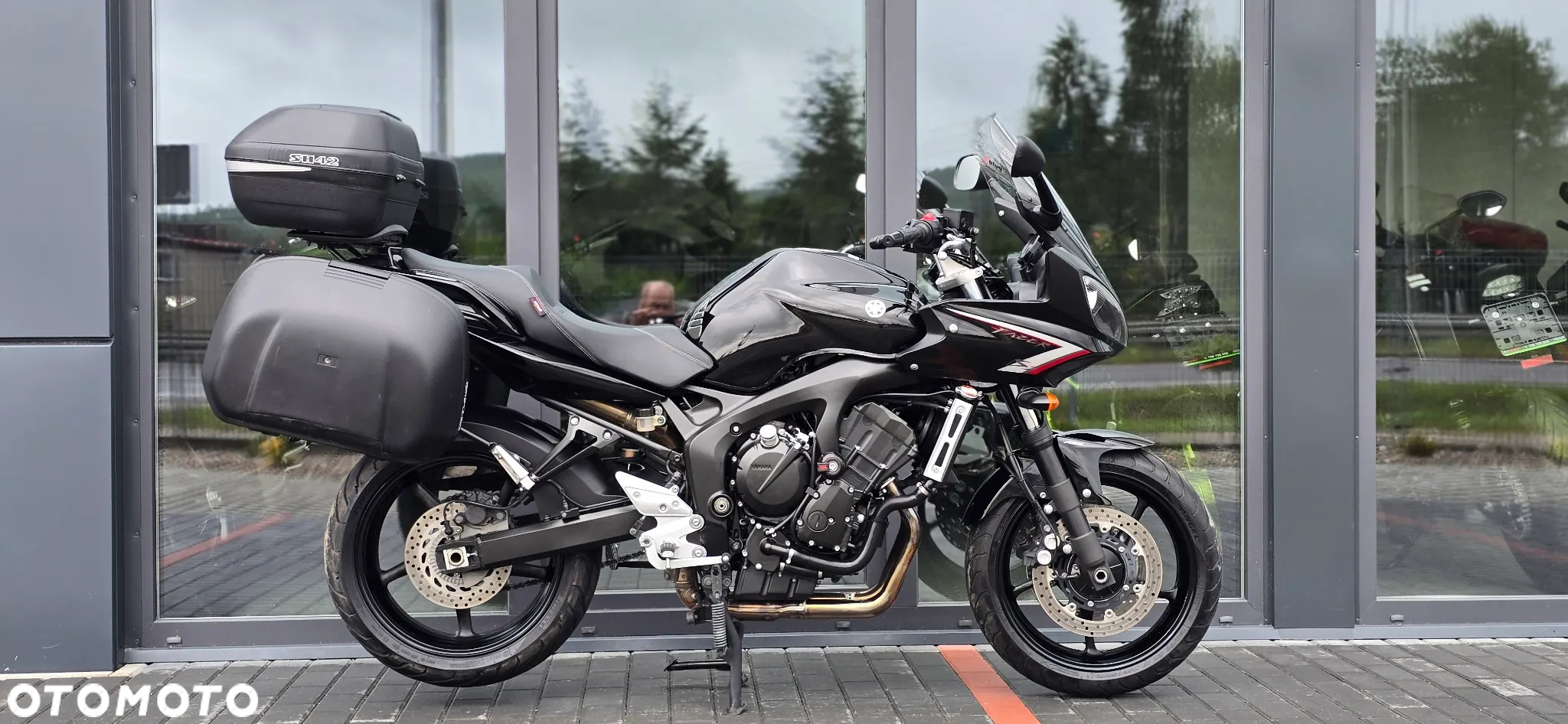 Yamaha FZ6 - 2