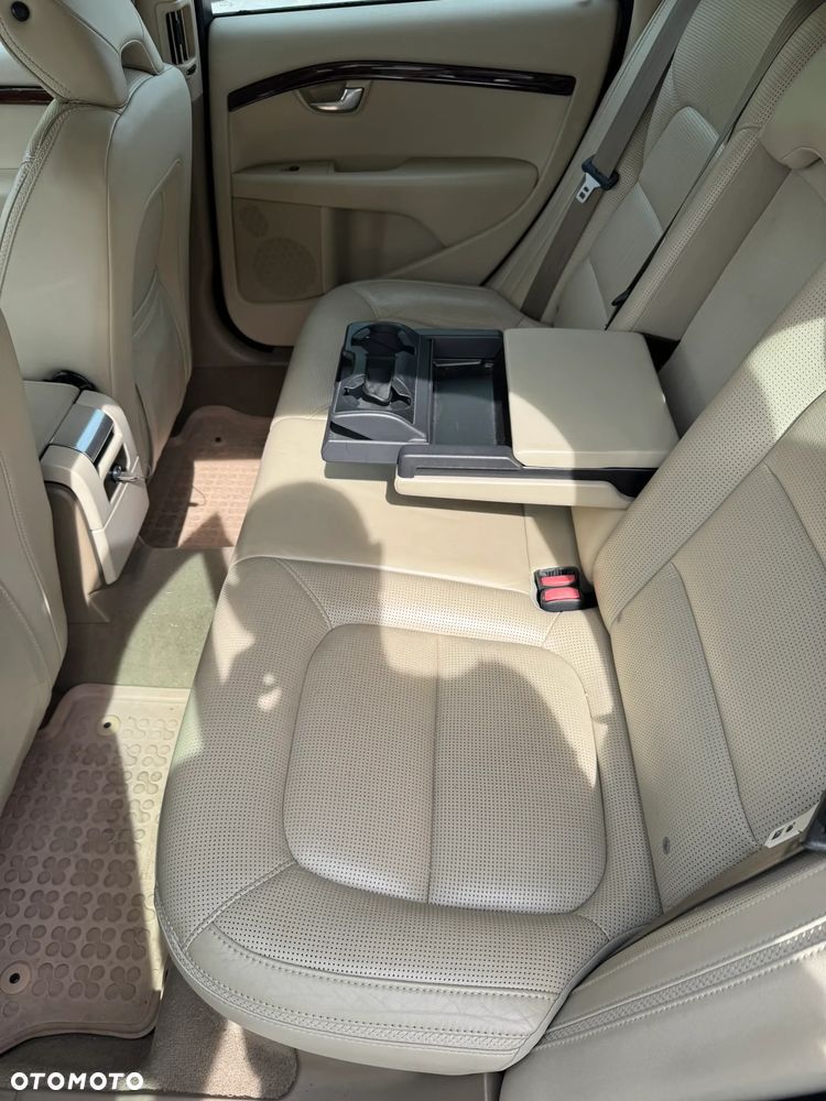 Volvo XC 70 - 5