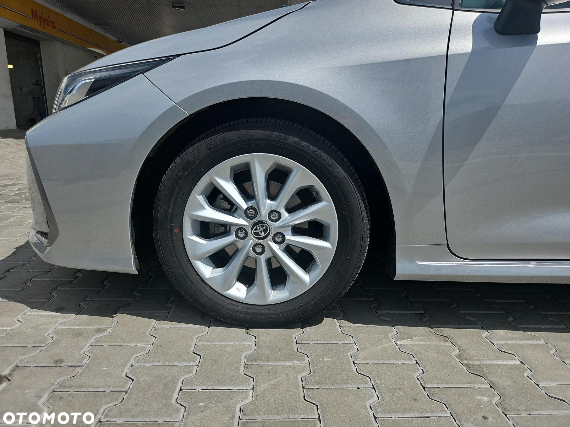Toyota Corolla - 23