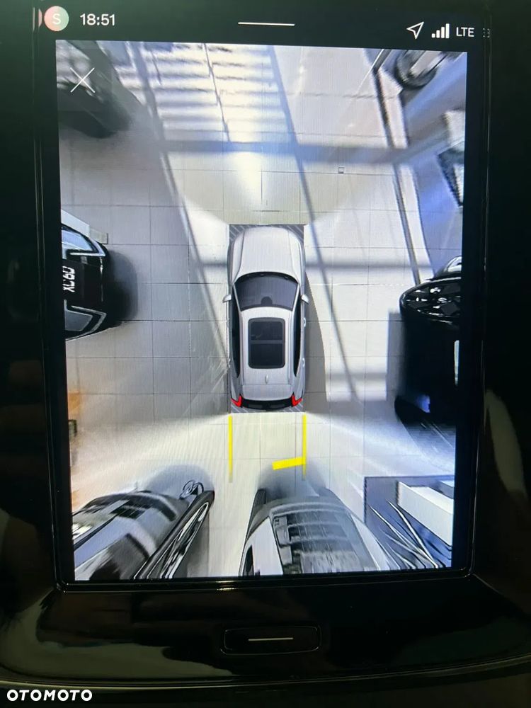 Volvo XC 40 B4 AWD Plus Dark - 35