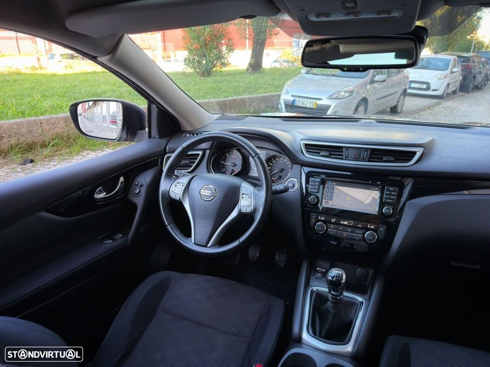 Nissan Qashqai 1.5 dCi Acenta Connect - 17
