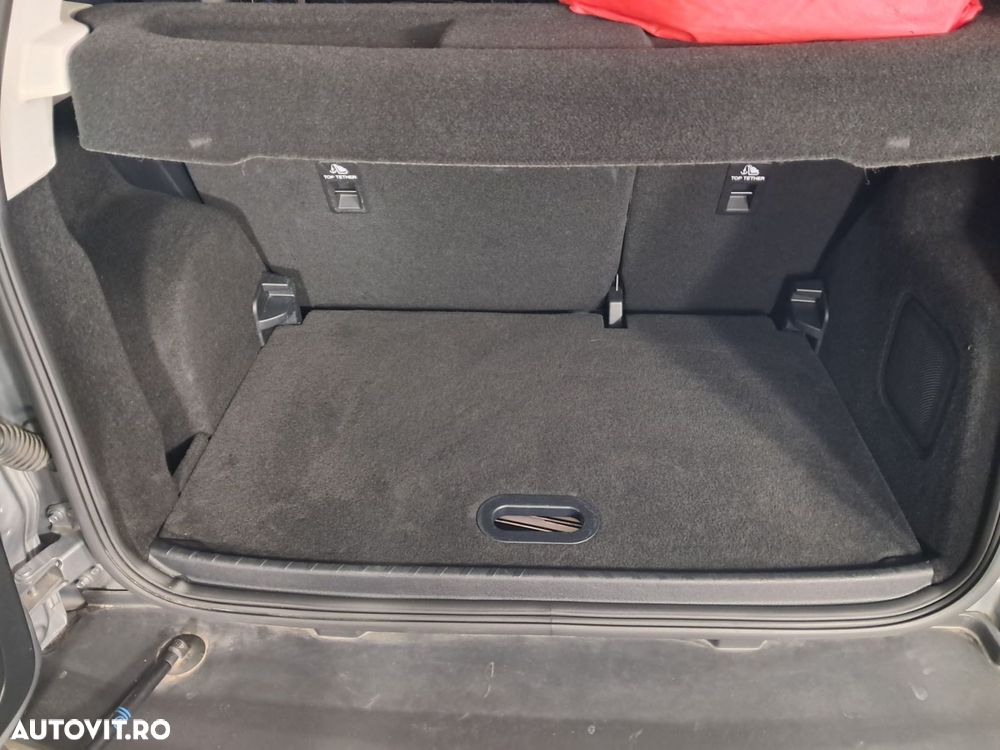 Ford EcoSport - 27