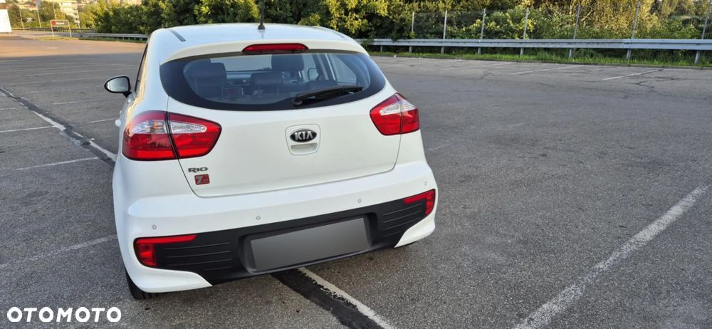 Kia Rio 1.2 M - 2