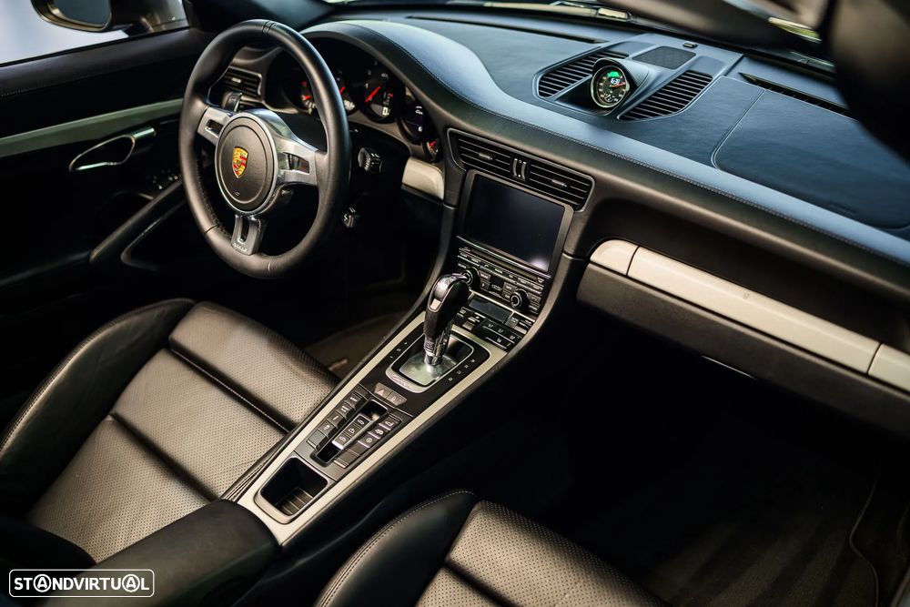Porsche 911 (991) Carrera 4 GTS PDK - 20