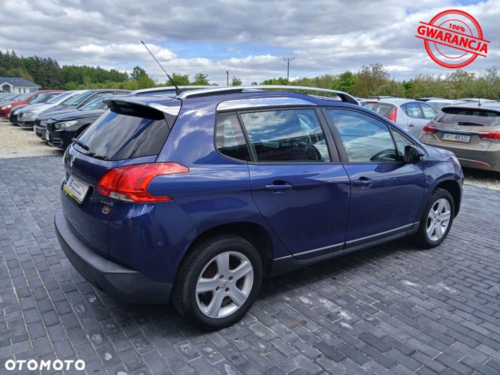 Peugeot 2008 - 8