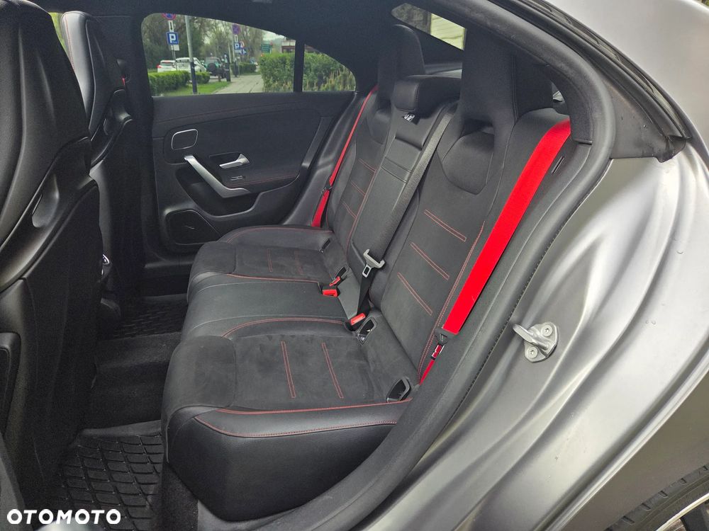 Mercedes-Benz CLA - 19