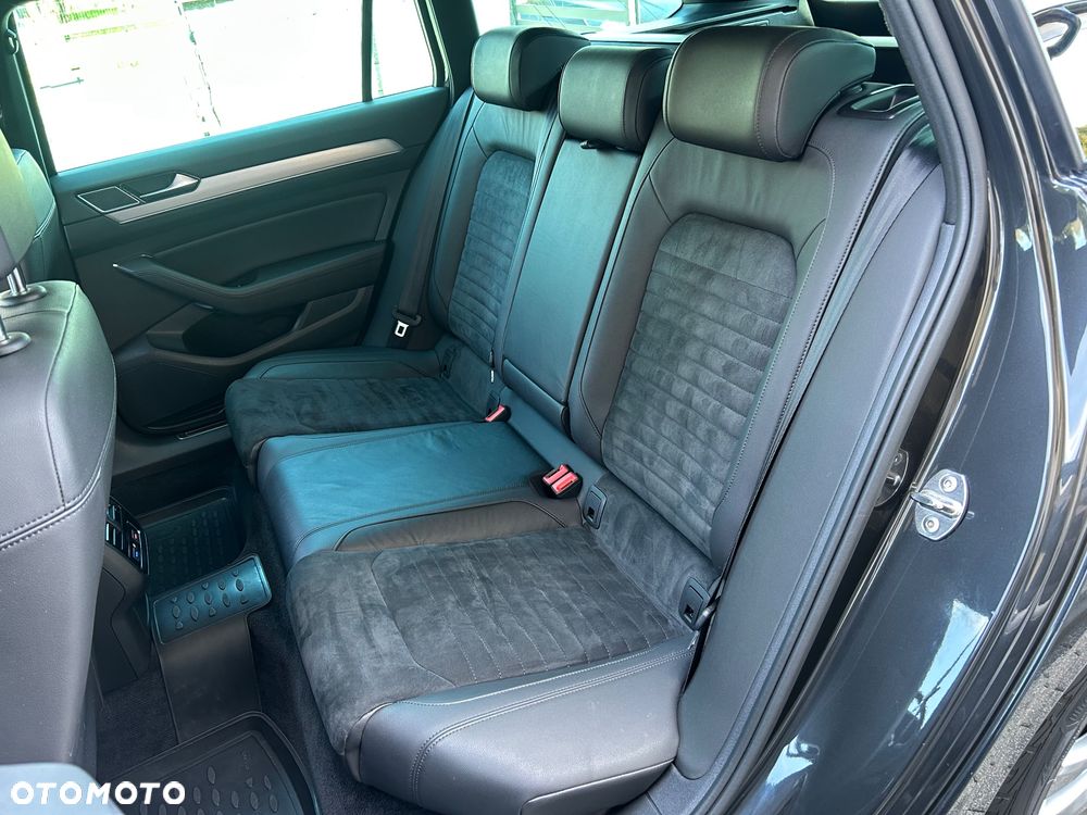 Volkswagen Passat 1.6 TDI SCR DSG Business - 26