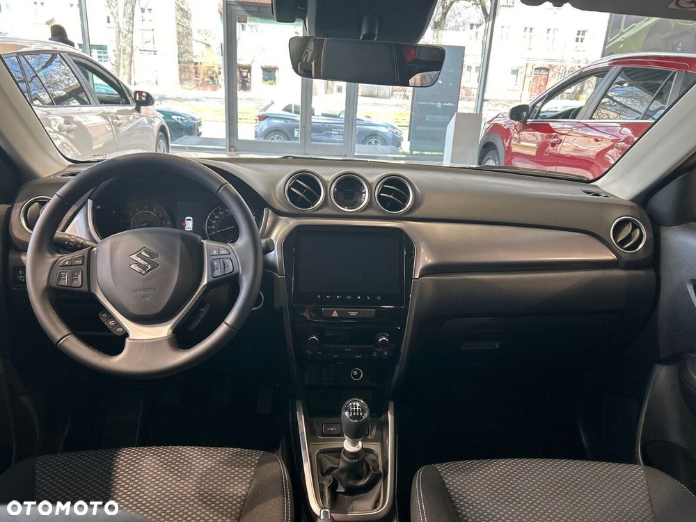 Suzuki Vitara - 8