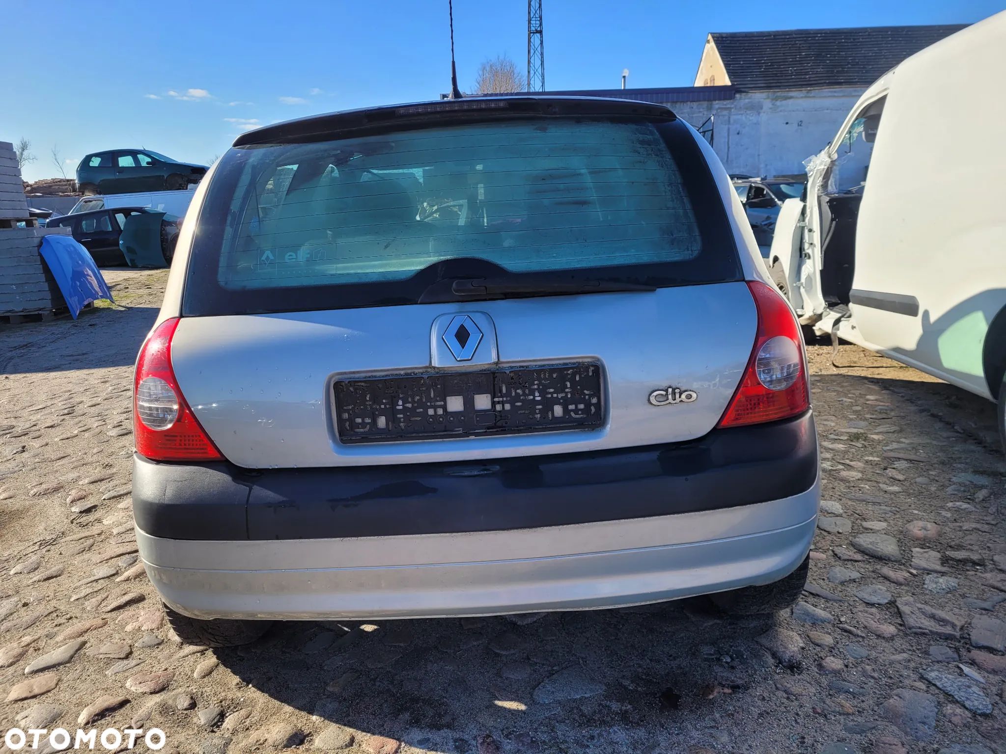 Klapa tylna bagażnika Renault Clio II Lift 2004r 3d hatchback MV632 - 1