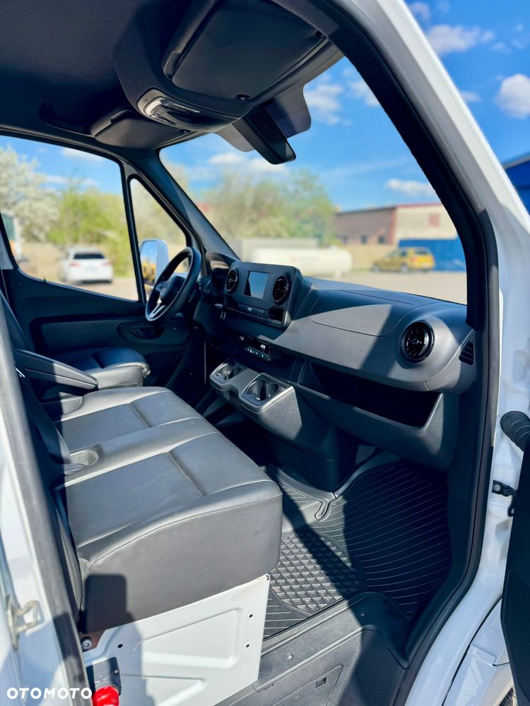 Mercedes-Benz Sprinter 317 Autolaweta najazd alu Hak 3500kg - 20