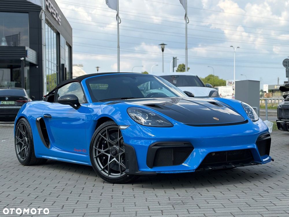 Porsche 718 Spyder - 3