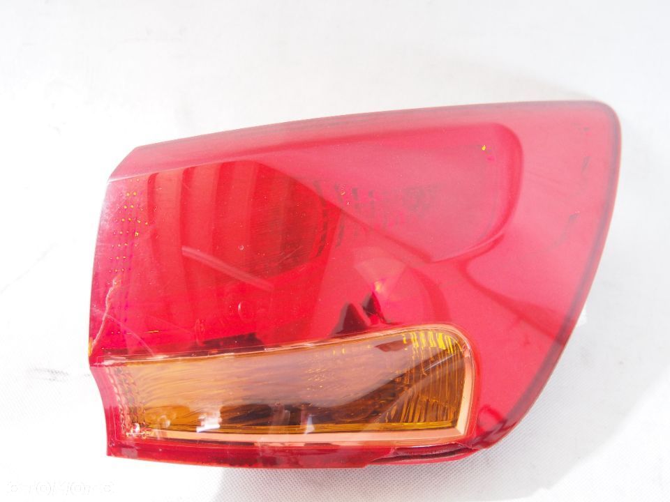 Kia Ceed SW II 12-17r kombi Lampa prawa tyl tylna cee'd